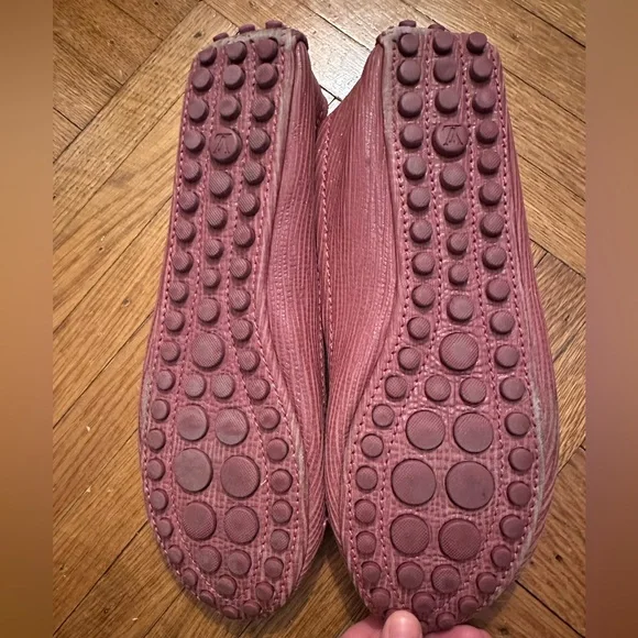 Relisted - Louis Vuitton shoes Size 9, soft Epi printed Leather Mauve Oxford Ba… - Picture 3 of 10